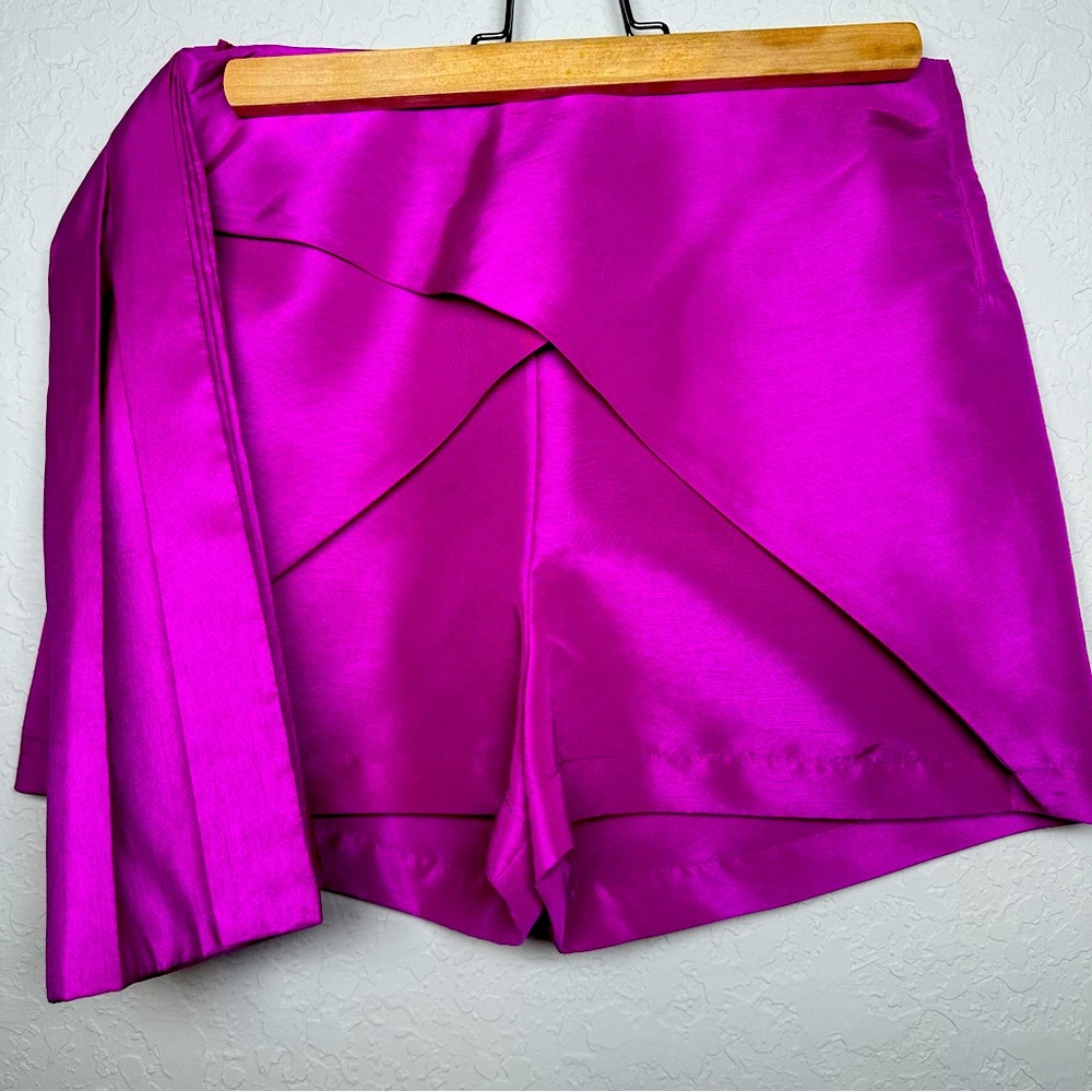 PAPER LONDON VIBRANT FUCHSIA MINI SHORTS IN SHIMMERY TAFFETA